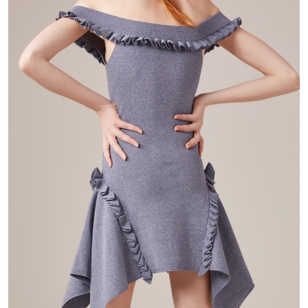 NWOT! C/MEO COLLECTIVE  Knit Off Shoulder